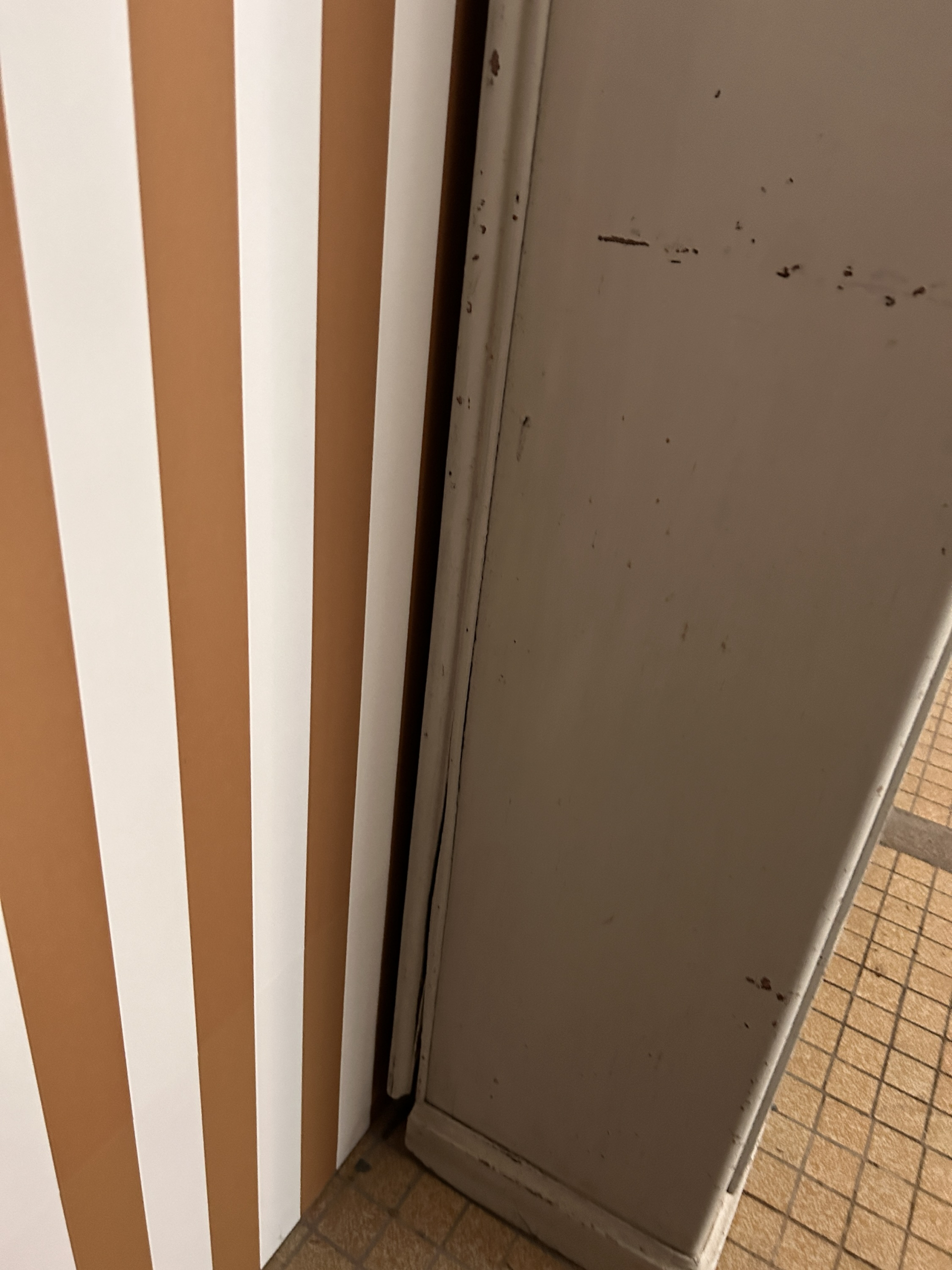 Armoire parisienne – Image 6